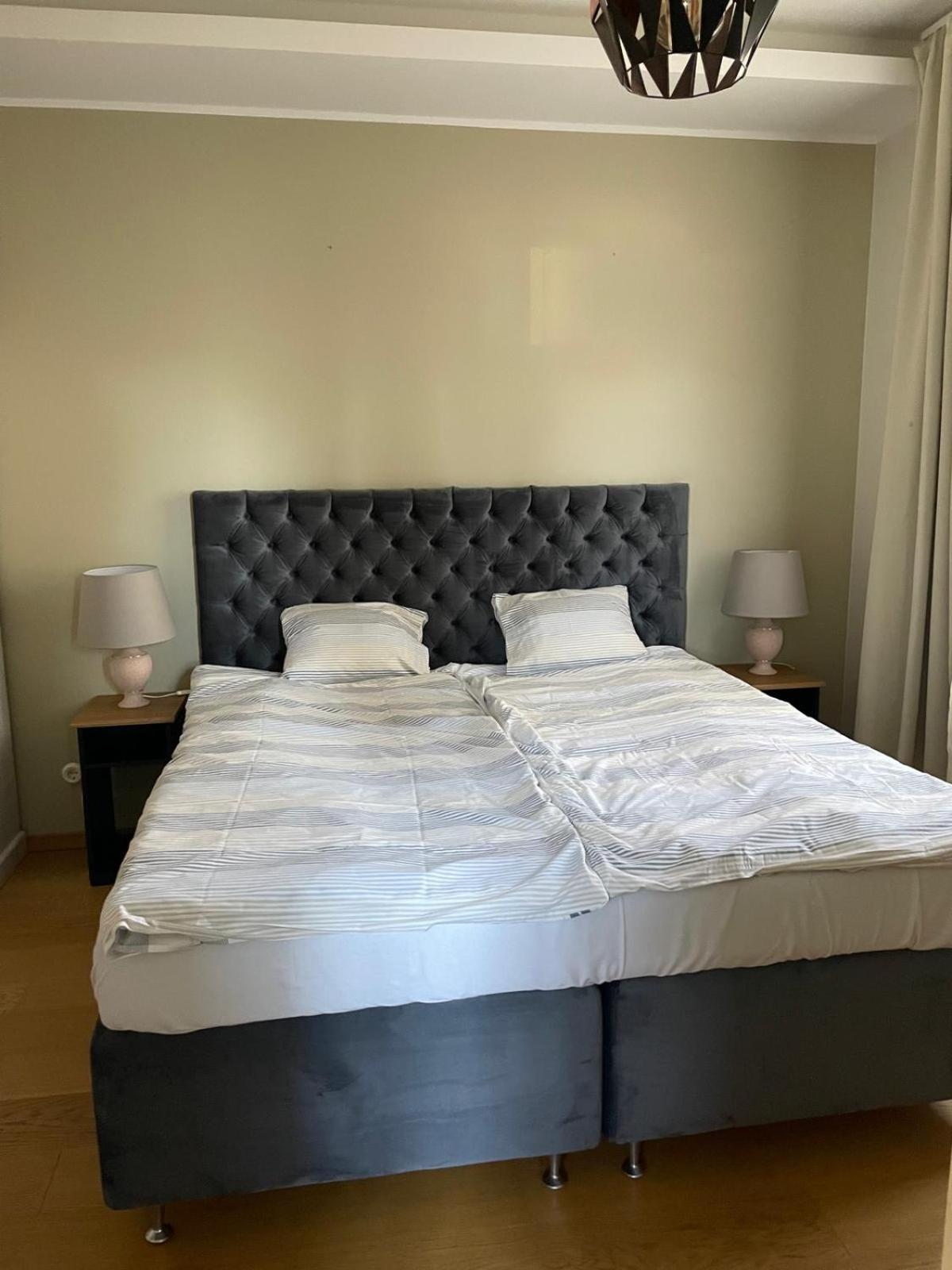 Silbernagel Villa 쿠레사아레 외부 사진